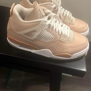 Jordan retro 4s